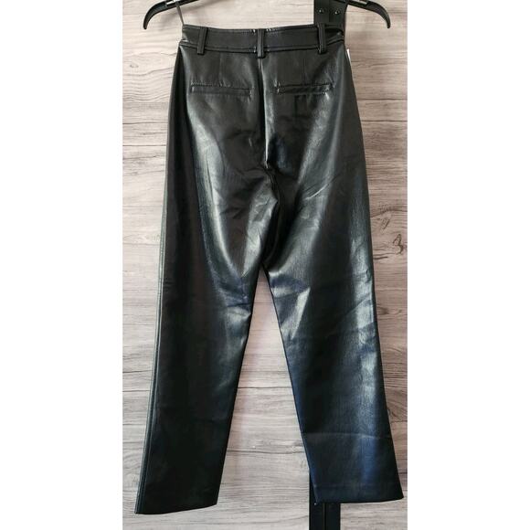 Aritzia Babaton New Command Pant in Vegan Leather Size 2 NWT - Picture 2 of 8